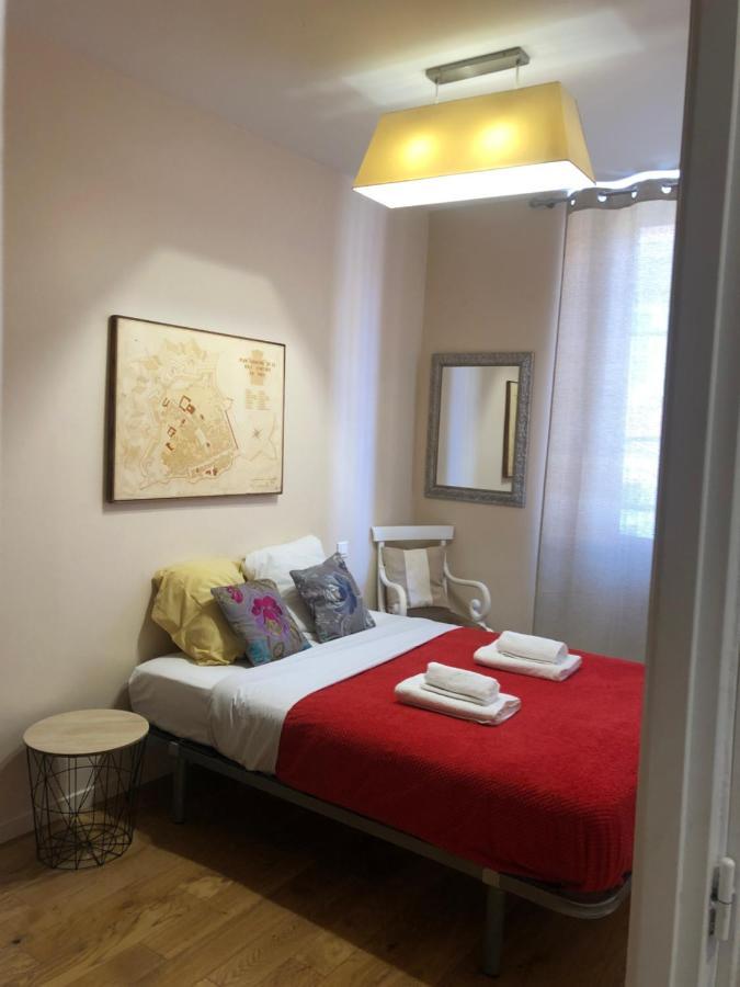 Appartement En Plein Coeur De Vieille Nizza Esterno foto